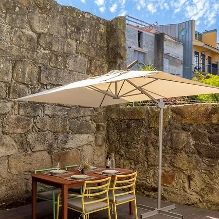 Appartamento Invictus Escape - Jacuzzi & Charm In The Oporto