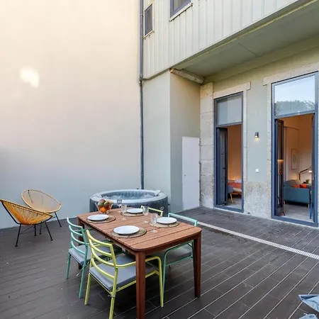 Apartment Invictus Escape - Jacuzzi & Charm In The Porto