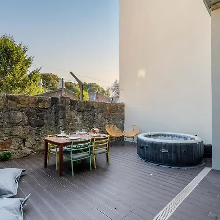 Apartment Invictus Escape - Jacuzzi & Charm In The *