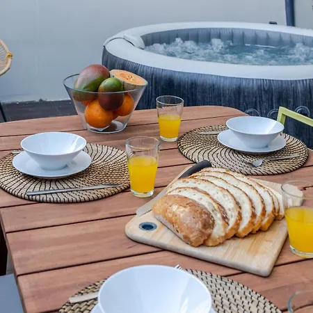 Apartment Invictus Escape - Jacuzzi & Charm In The Porto