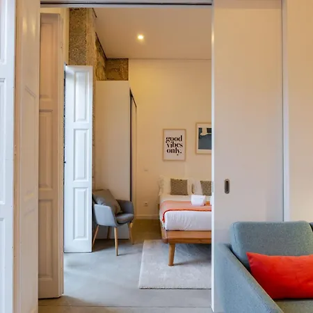 Invictus Escape - Jacuzzi & Charm In The Apartment