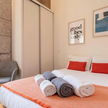 Invictus Escape - Jacuzzi & Charm In The Apartment Porto