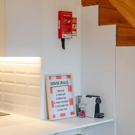 Invictus Escape - Jacuzzi & Charm In The Appartement Porto