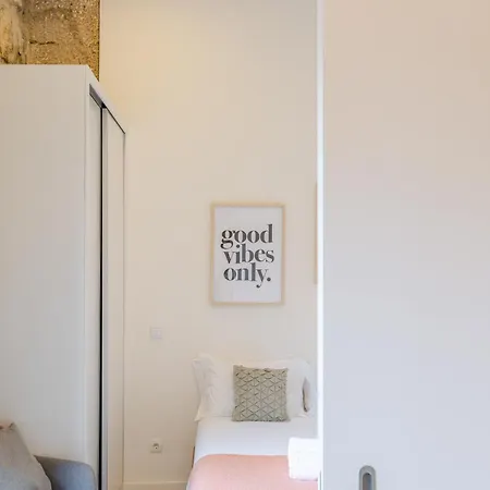 Apartment Invictus Escape - Jacuzzi & Charm In The