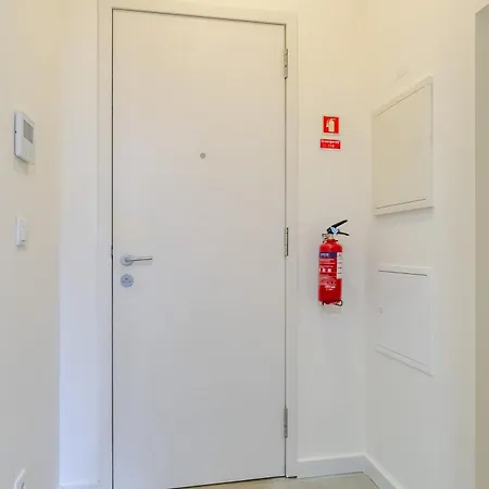 شقة Invictus Escape - Jacuzzi & Charm In The بورتو