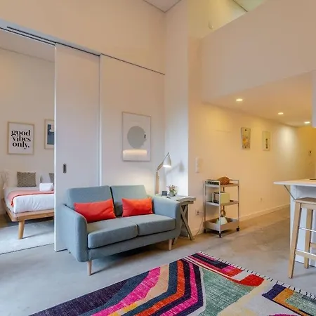 Invictus Escape - Jacuzzi & Charm In The Apartament *