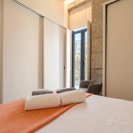Apartment Invictus Escape - Jacuzzi & Charm In The