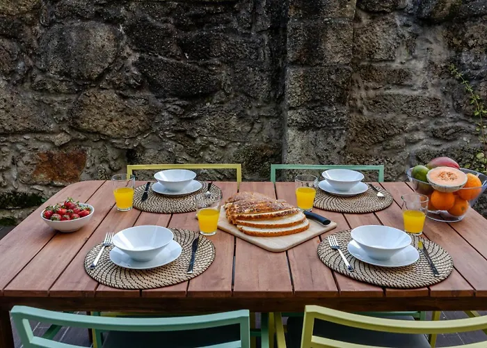 公寓 Invictus Escape - Jacuzzi & Charm In The *