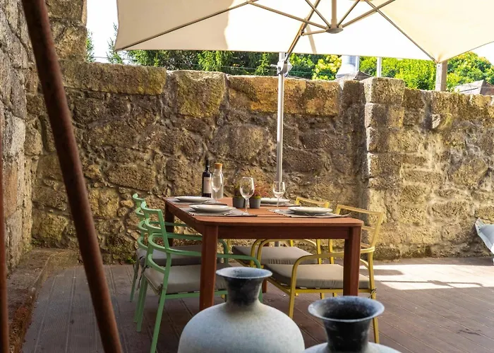 Invictus Escape - Jacuzzi & Charm In The *