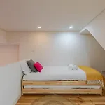 Apartman Invictus Escape - Jacuzzi & Charm In The *