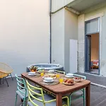Invictus Escape - Jacuzzi & Charm In The Apartman Porto
