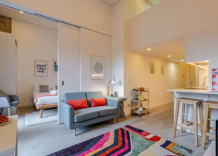 Invictus Escape - Jacuzzi & Charm In The Appartement