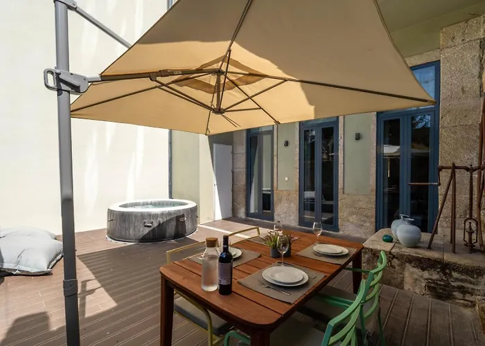 Appartement Invictus Escape - Jacuzzi & Charm In The *