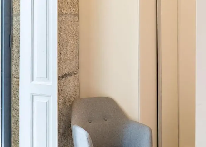 Invictus Escape - Jacuzzi & Charm In The Appartement Porto