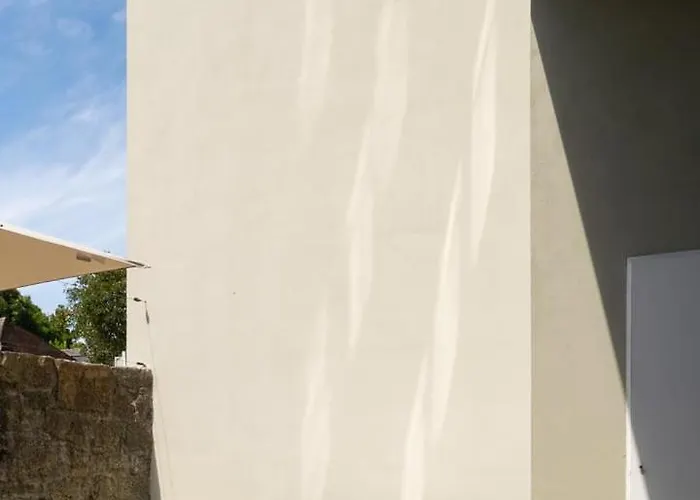 Invictus Escape - Jacuzzi & Charm In The * Porto