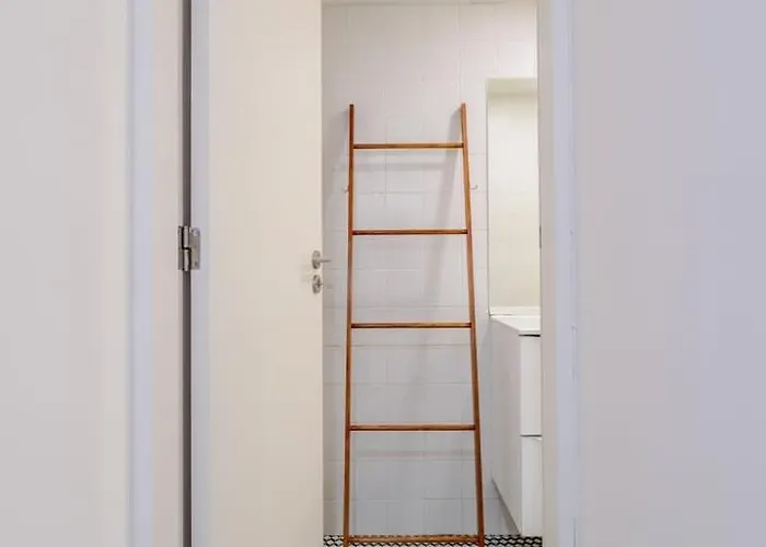 Invictus Escape - Jacuzzi & Charm In The Appartement *