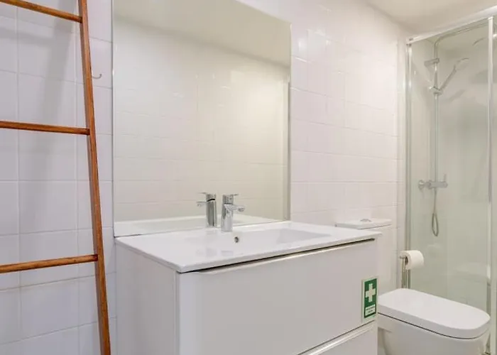 Invictus Escape - Jacuzzi & Charm In The Appartement *